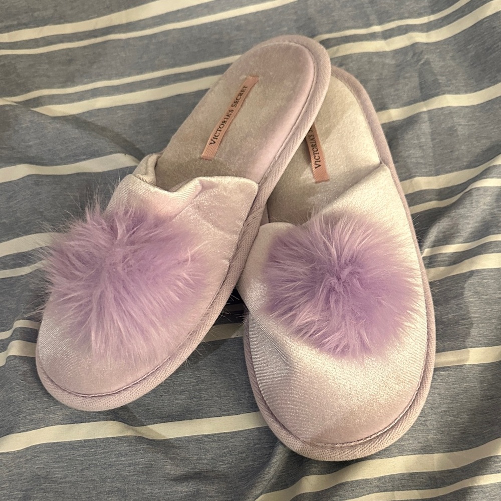 Victoria's Secret Lavender Plush Slippers